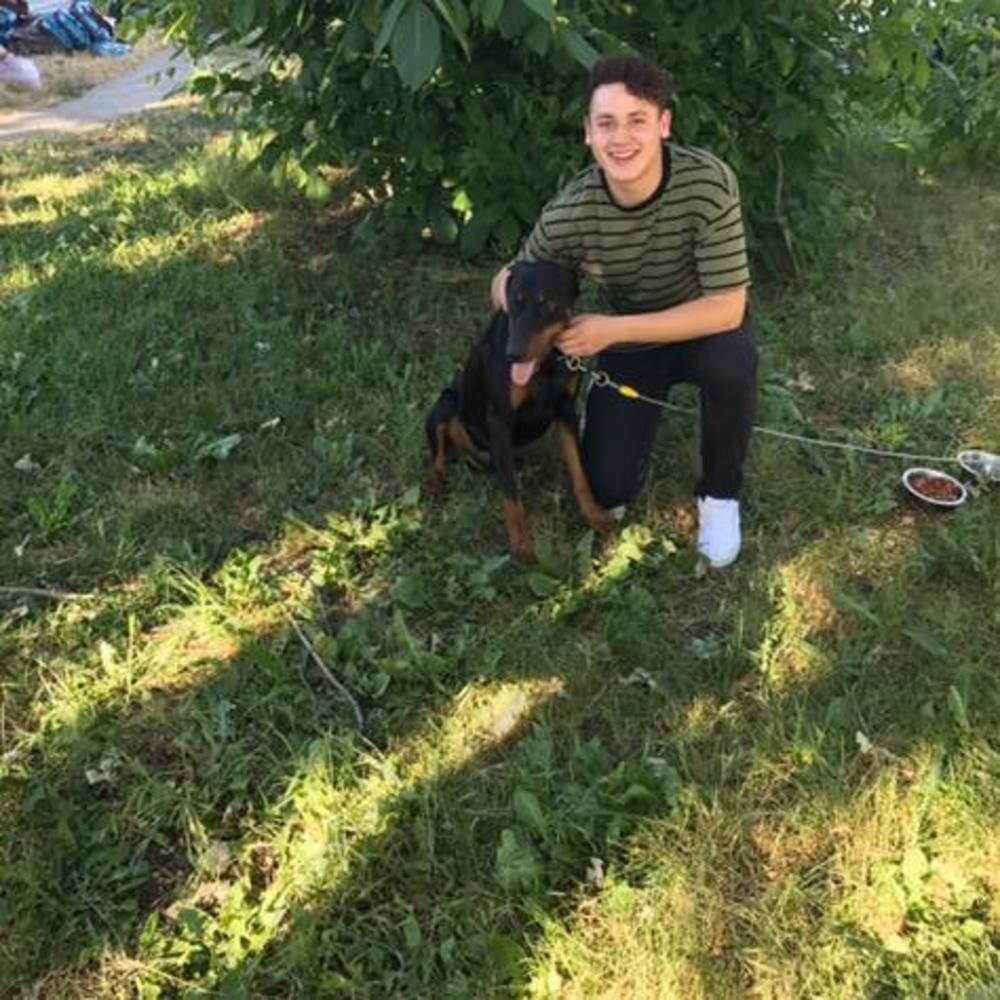 Meet your Posher, Eddie